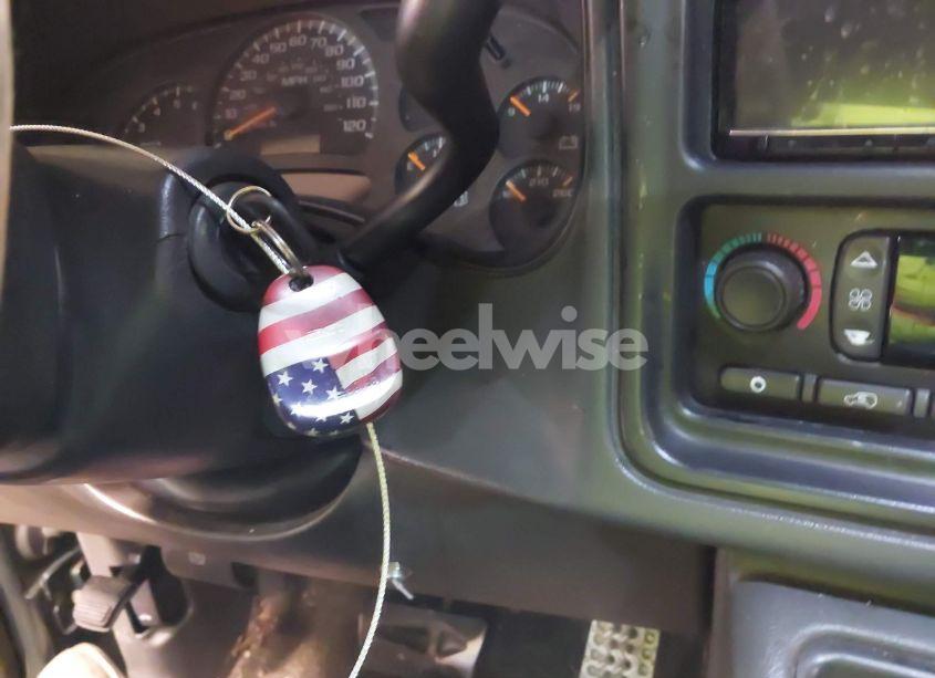 Photo 11 of 2003 Chevrolet Avalanche 1500 (VIN 3GNEK13T93G190660)