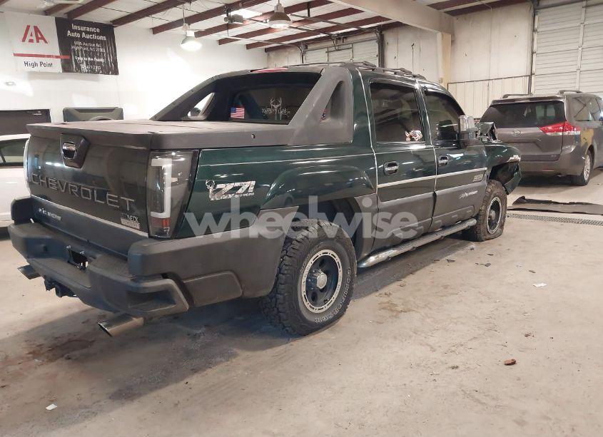 Photo 4 of 2003 Chevrolet Avalanche 1500 (VIN 3GNEK13T93G190660)