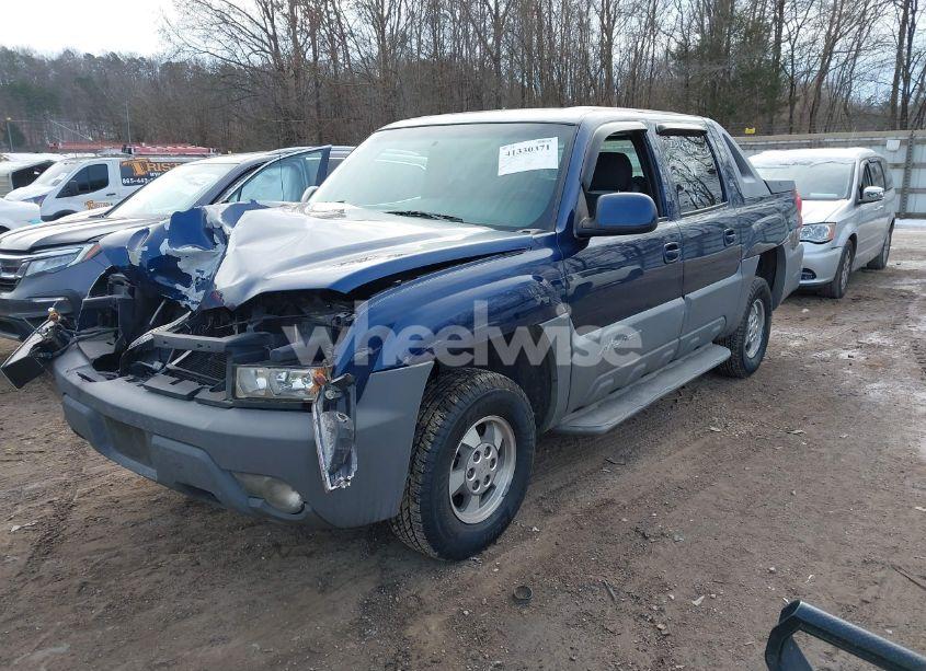 Photo 2 of 2002 Chevrolet Avalanche 1500 (VIN 3GNEK13TX2G293603)