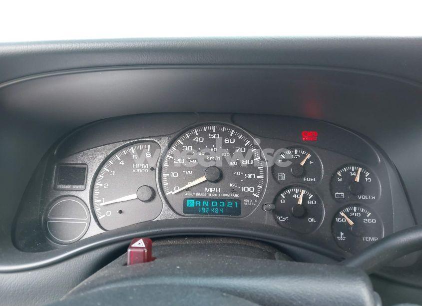 Photo 7 of 2002 Chevrolet Avalanche 1500 (VIN 3GNEK13TX2G293603)