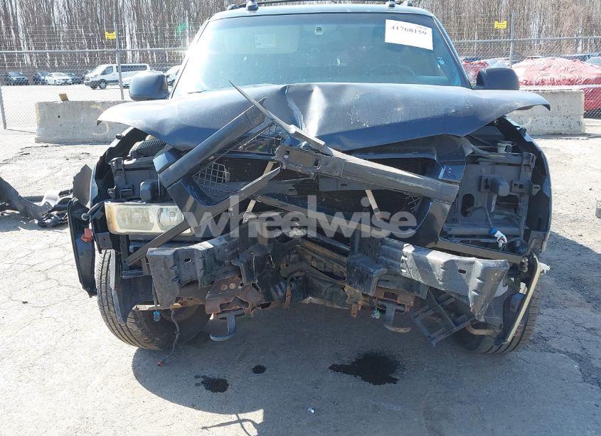 Photo 6 of 2003 Chevrolet Avalanche 1500 (VIN 3GNEK13TX3G126868)