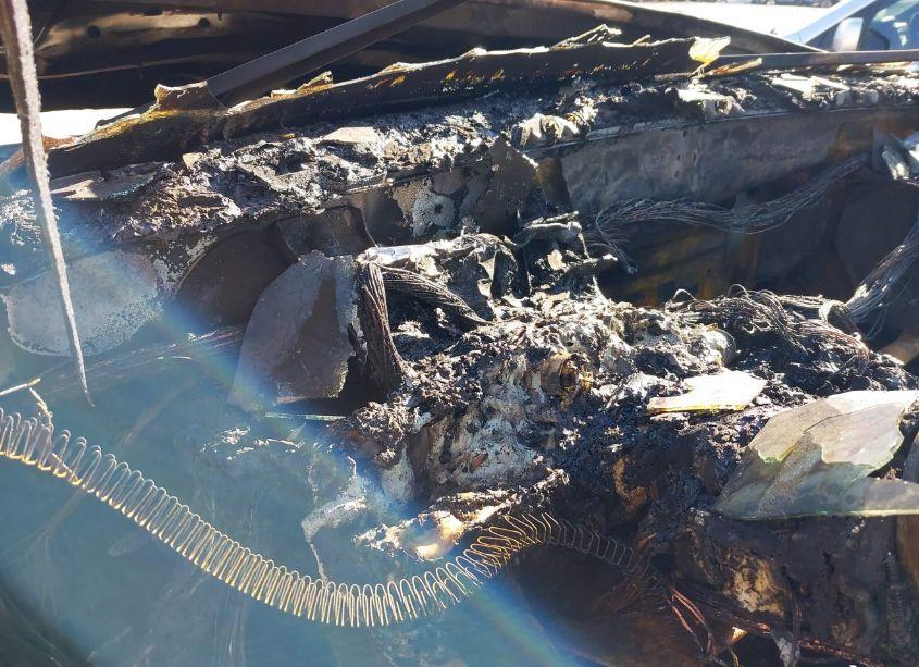 Photo 7 of 1999 Chevrolet Tahoe (VIN 3GNEK18R4XG113522)