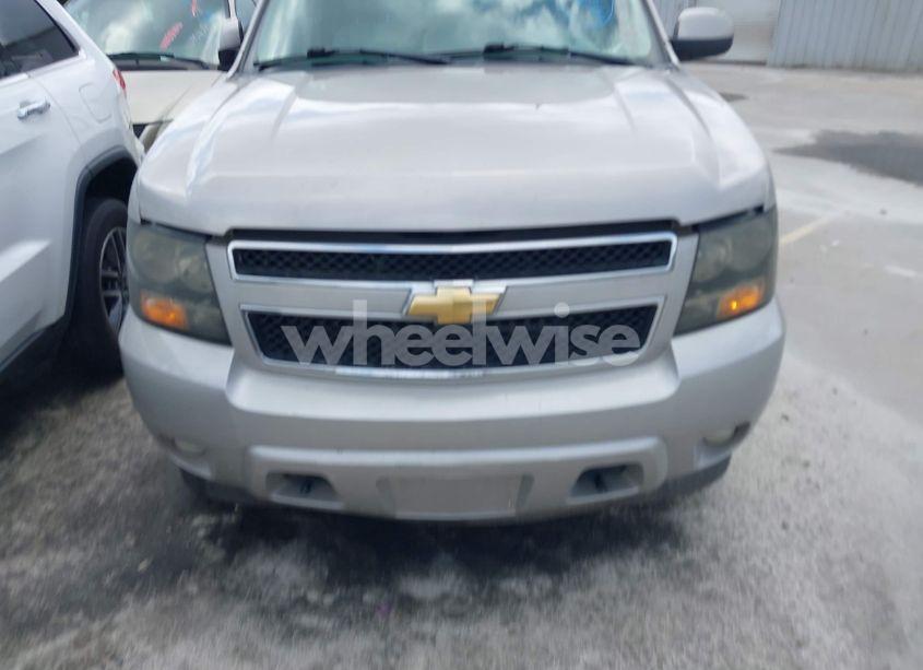 Photo 6 of 2007 Chevrolet Suburban 1500 LT (VIN 3GNFC16007G185405)