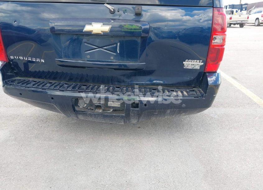 Photo 12 of 2007 Chevrolet Suburban 1500 LT (VIN 3GNFC16007G208598)