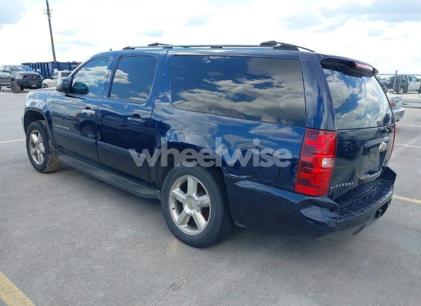 Photo 3 of 2007 Chevrolet Suburban 1500 LT (VIN 3GNFC16007G208598)