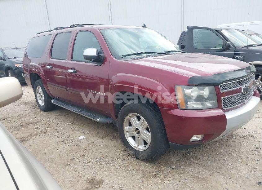 2008 Chevrolet Suburban 1500 LT (VIN 3GNFC16018G179193) main photo