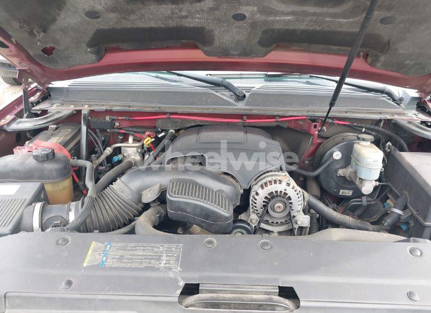 Photo 10 of 2008 Chevrolet Suburban 1500 LT (VIN 3GNFC16018G179193)