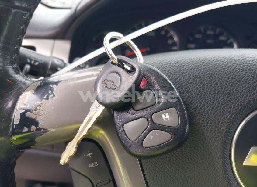 Photo 11 of 2008 Chevrolet Suburban 1500 LT (VIN 3GNFC16018G179193)