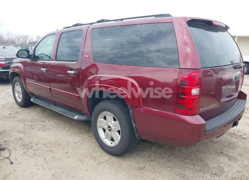 Photo 3 of 2008 Chevrolet Suburban 1500 LT (VIN 3GNFC16018G179193)