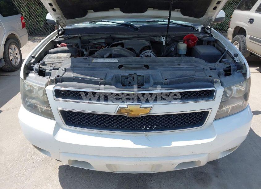 Photo 10 of 2007 Chevrolet Suburban 1500 LT (VIN 3GNFC16027G282217)