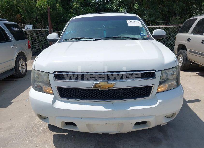 Photo 6 of 2007 Chevrolet Suburban 1500 LT (VIN 3GNFC16027G282217)