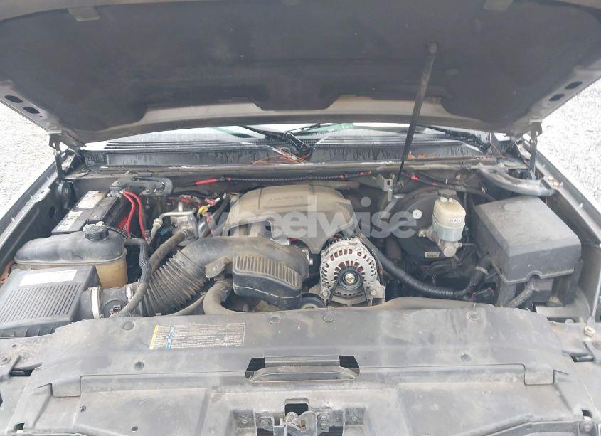 Photo 10 of 2008 Chevrolet Suburban 1500 LT (VIN 3GNFC16028G162063)