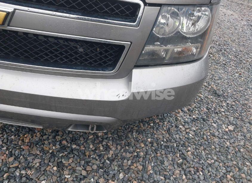 Photo 12 of 2008 Chevrolet Suburban 1500 LT (VIN 3GNFC16028G162063)