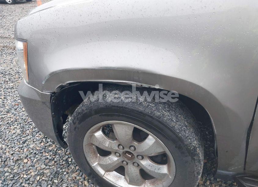 Photo 6 of 2008 Chevrolet Suburban 1500 LT (VIN 3GNFC16028G162063)