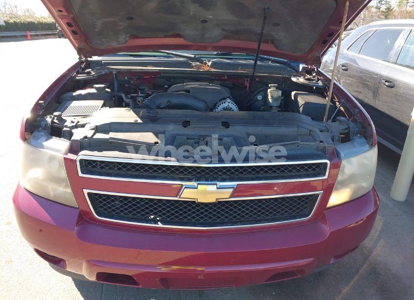 Photo 10 of 2007 Chevrolet Suburban 1500 LT (VIN 3GNFC16037G125473)