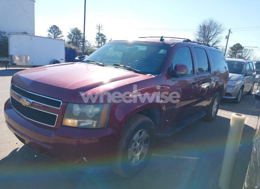 Photo 2 of 2007 Chevrolet Suburban 1500 LT (VIN 3GNFC16037G125473)