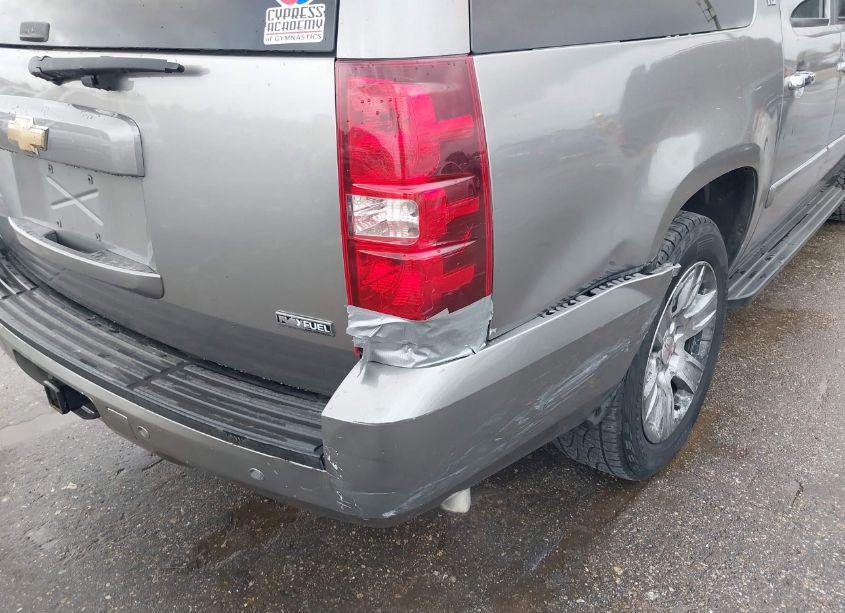 Photo 13 of 2007 Chevrolet Suburban 1500 LTZ (VIN 3GNFC16047G156344)