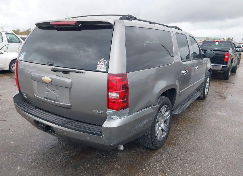 Photo 4 of 2007 Chevrolet Suburban 1500 LTZ (VIN 3GNFC16047G156344)