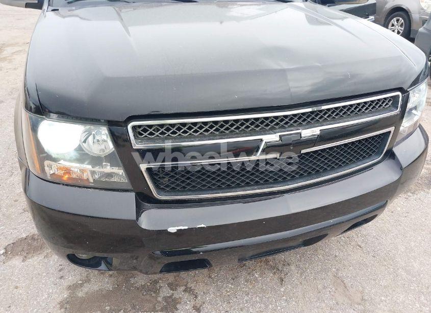 Photo 6 of 2008 Chevrolet Suburban 1500 LT (VIN 3GNFC16048G283550)