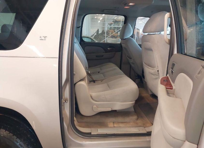 Photo 8 of 2007 Chevrolet Suburban 1500 LT (VIN 3GNFC16057G171533)