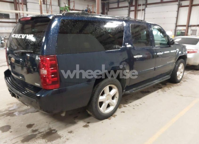 Photo 4 of 2007 Chevrolet Suburban 1500 LTZ (VIN 3GNFC16057G210492)