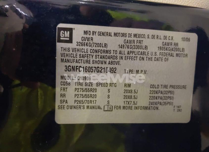 Photo 9 of 2007 Chevrolet Suburban 1500 LTZ (VIN 3GNFC16057G210492)