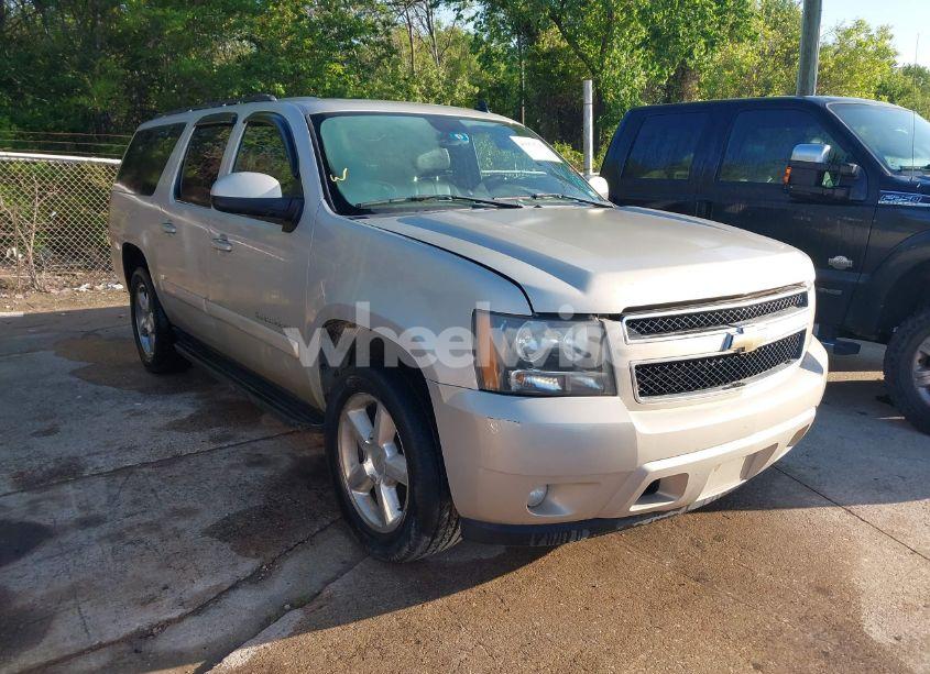 2008 Chevrolet Suburban 1500 LT (VIN 3GNFC16058G131809) main photo