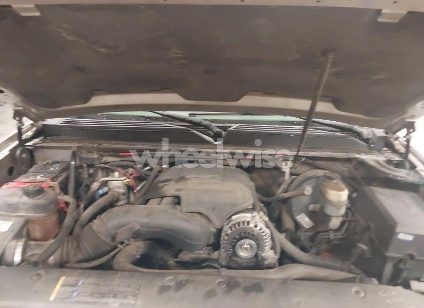 Photo 10 of 2007 Chevrolet Suburban 1500 LT (VIN 3GNFC16067G139545)