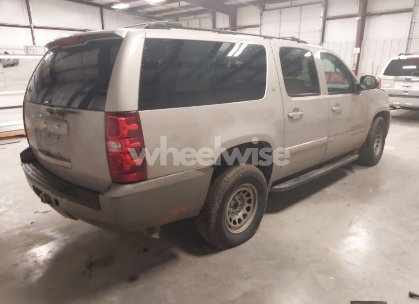 Photo 4 of 2007 Chevrolet Suburban 1500 LT (VIN 3GNFC16067G139545)