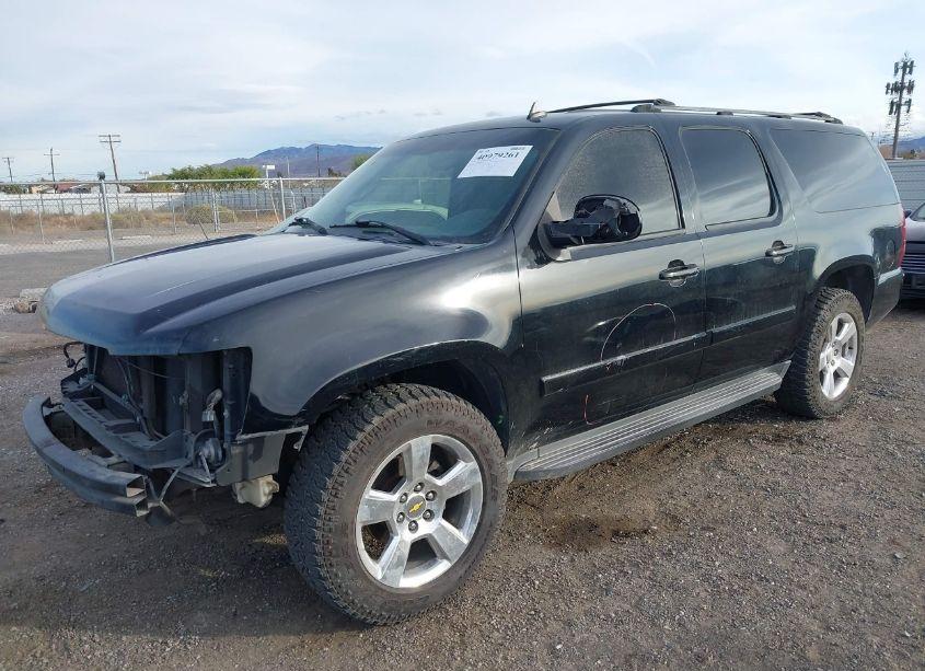 Photo 2 of 2007 Chevrolet Suburban 1500 LT (VIN 3GNFC16067G165000)