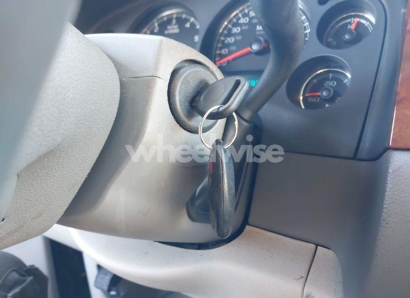 Photo 11 of 2007 Chevrolet Suburban 1500 LT (VIN 3GNFC16067G197963)