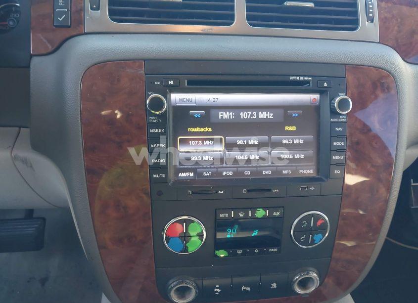 Photo 13 of 2007 Chevrolet Suburban 1500 LT (VIN 3GNFC16067G197963)