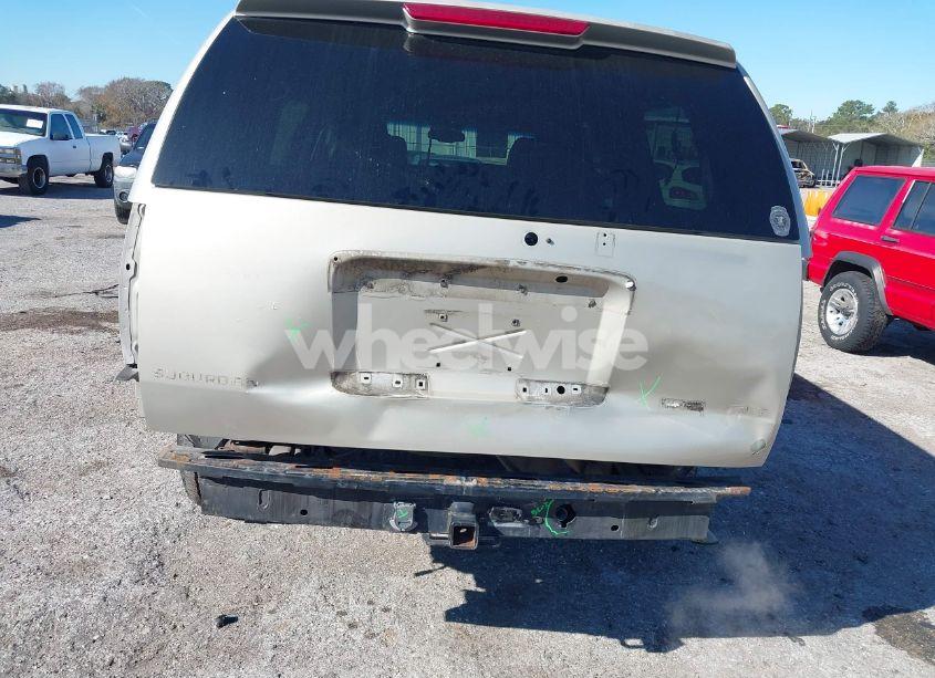 Photo 6 of 2007 Chevrolet Suburban 1500 LT (VIN 3GNFC16067G229701)