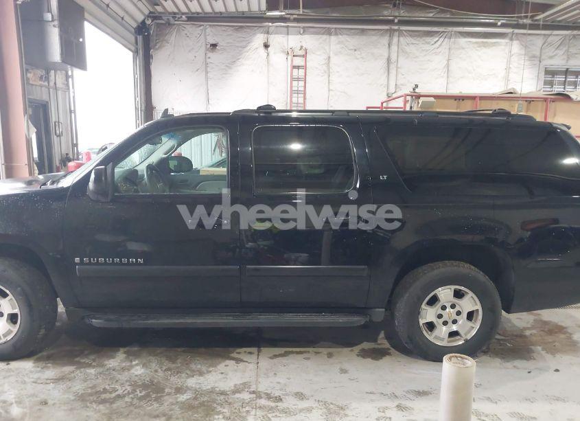 Photo 15 of 2007 Chevrolet Suburban 1500 LT (VIN 3GNFC16067G318779)