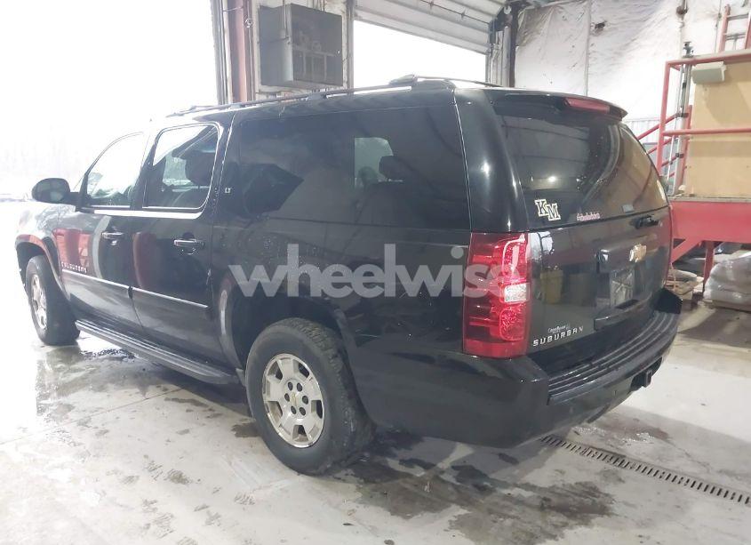 Photo 3 of 2007 Chevrolet Suburban 1500 LT (VIN 3GNFC16067G318779)