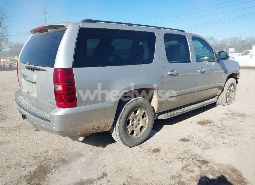 Photo 4 of 2008 Chevrolet Suburban 1500 LT (VIN 3GNFC16068G123248)