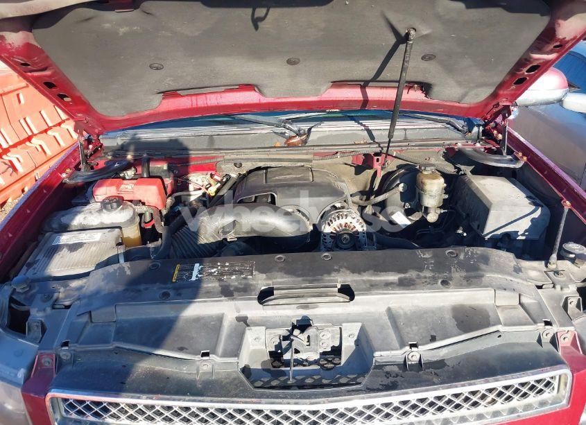 Photo 10 of 2007 Chevrolet Suburban 1500 LT (VIN 3GNFC16077G140946)