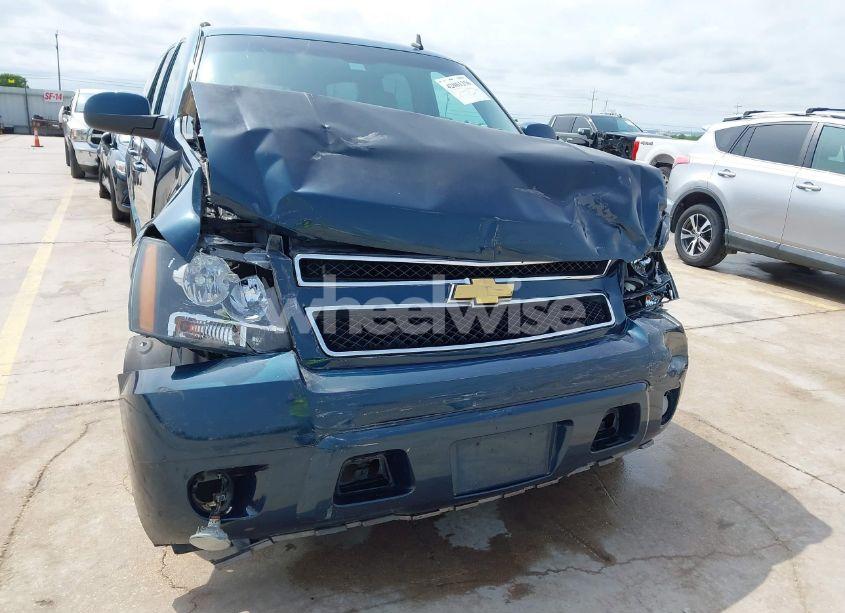 Photo 13 of 2007 Chevrolet Suburban 1500 LT (VIN 3GNFC16077G190746)