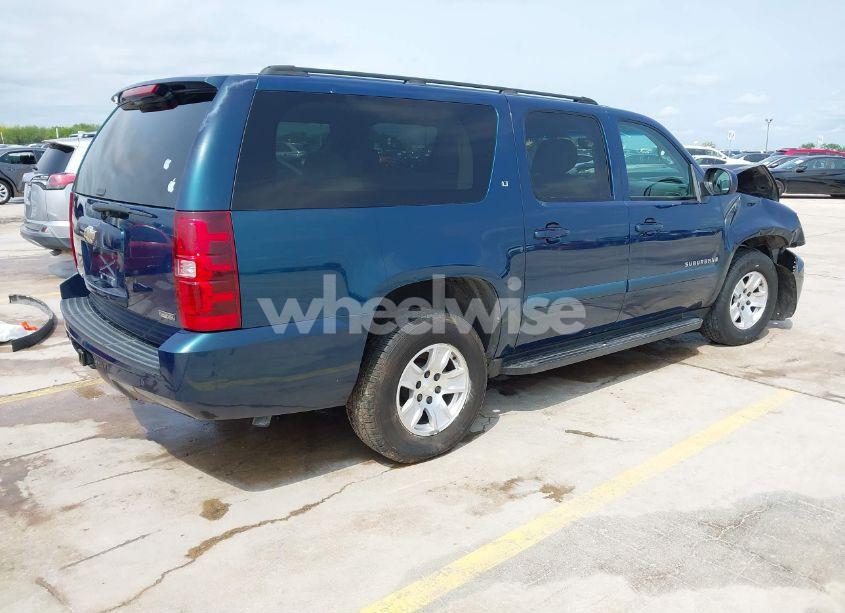 Photo 4 of 2007 Chevrolet Suburban 1500 LT (VIN 3GNFC16077G190746)