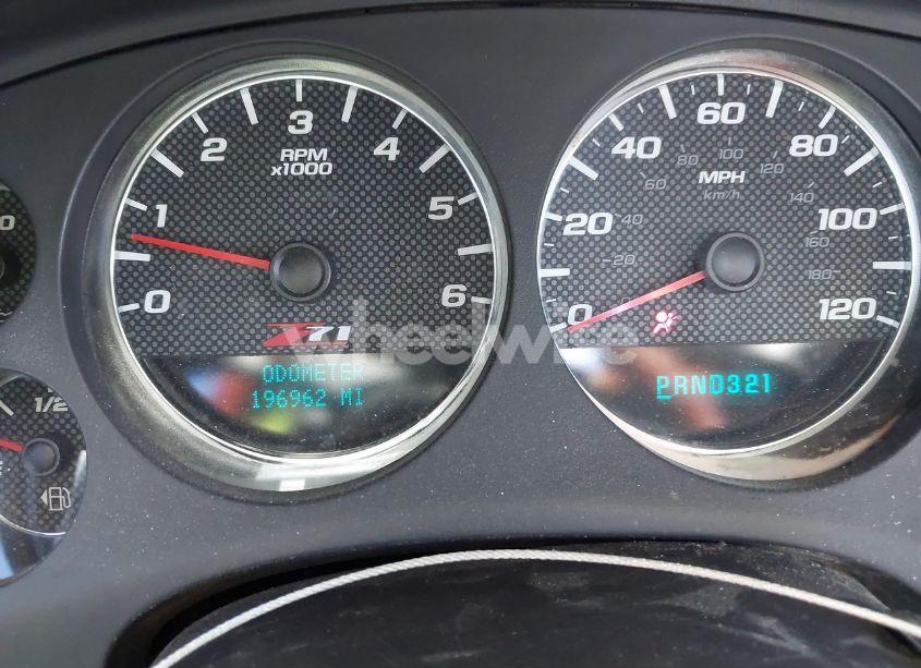 Photo 7 of 2007 Chevrolet Suburban 1500 LT (VIN 3GNFC16077G301103)