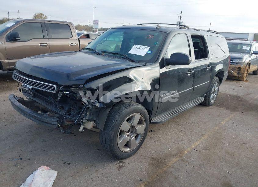 Photo 2 of 2007 Chevrolet Suburban 1500 LTZ (VIN 3GNFC16087G142978)