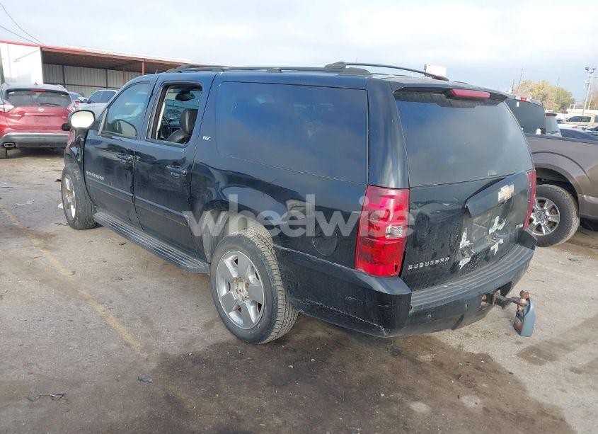 Photo 3 of 2007 Chevrolet Suburban 1500 LTZ (VIN 3GNFC16087G142978)