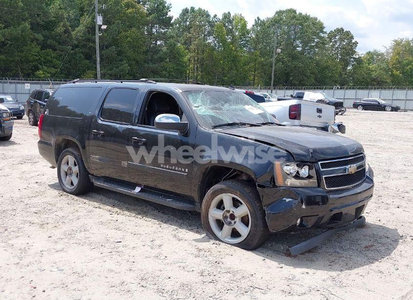2008 Chevrolet Suburban 1500 LT (VIN 3GNFC16088G105205) main photo
