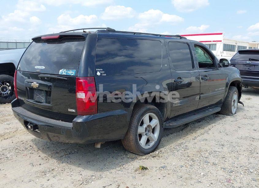 Photo 4 of 2008 Chevrolet Suburban 1500 LT (VIN 3GNFC16088G105205)