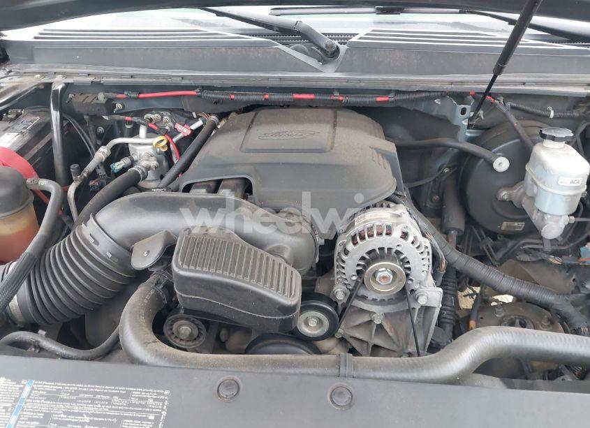 Photo 10 of 2008 Chevrolet Suburban 1500 LT (VIN 3GNFC16098G150346)