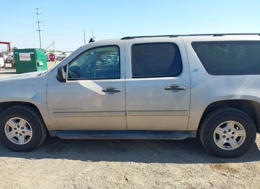 Photo 14 of 2007 Chevrolet Suburban 1500 LS (VIN 3GNFC160X7G168885)