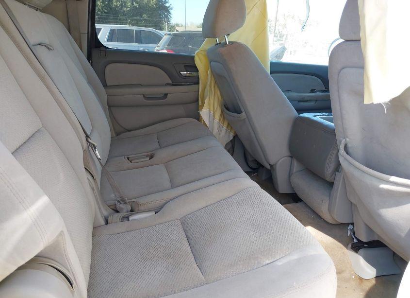 Photo 8 of 2007 Chevrolet Suburban 1500 LS (VIN 3GNFC160X7G168885)