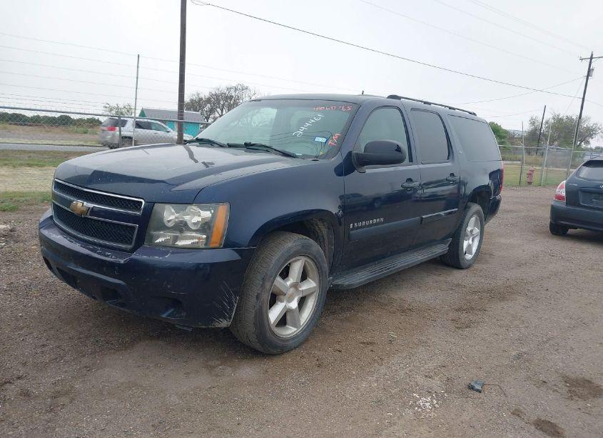 Photo 2 of 2007 Chevrolet Suburban 1500 LS (VIN 3GNFC160X7G244461)