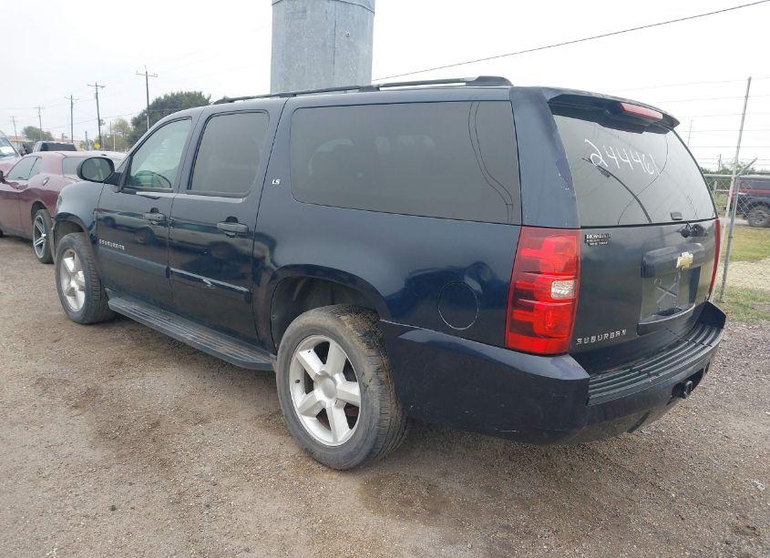 Photo 3 of 2007 Chevrolet Suburban 1500 LS (VIN 3GNFC160X7G244461)