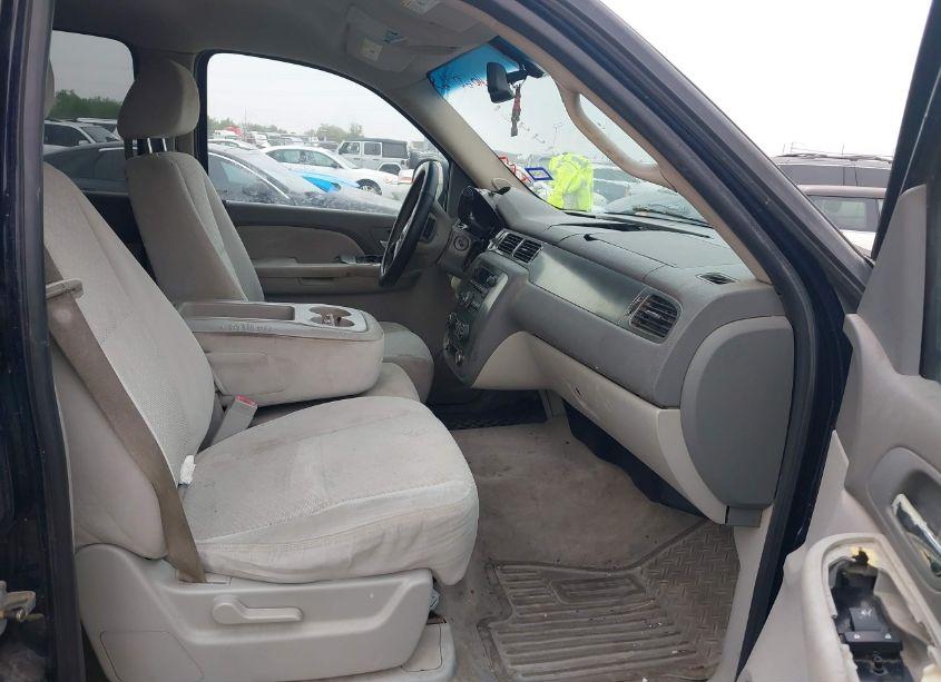 Photo 5 of 2007 Chevrolet Suburban 1500 LS (VIN 3GNFC160X7G244461)